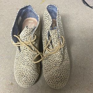 Toms booties